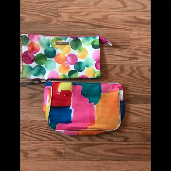 2 Brand New Never Used Cosmetic Bags - Picture 3 of 4